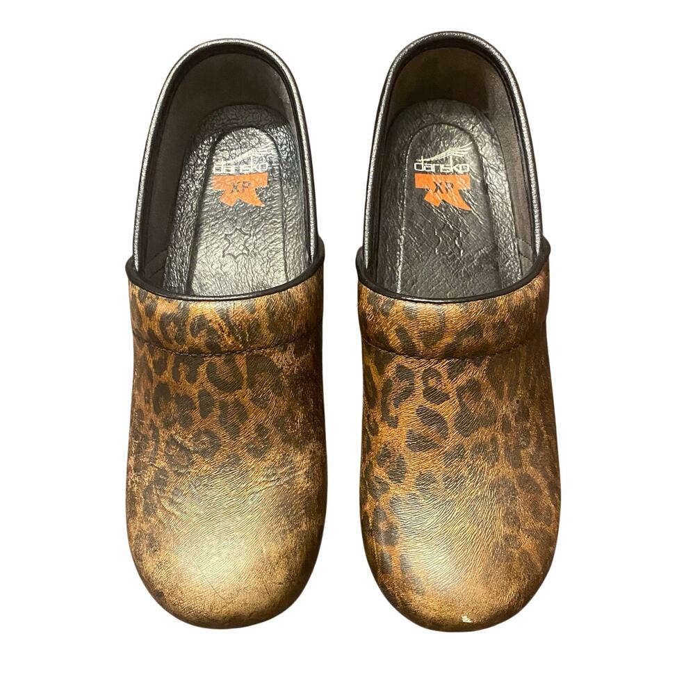 Dansko XP Leopard Print Bronze Brown Slip On Clogs Women’s 38 US 7.5–8